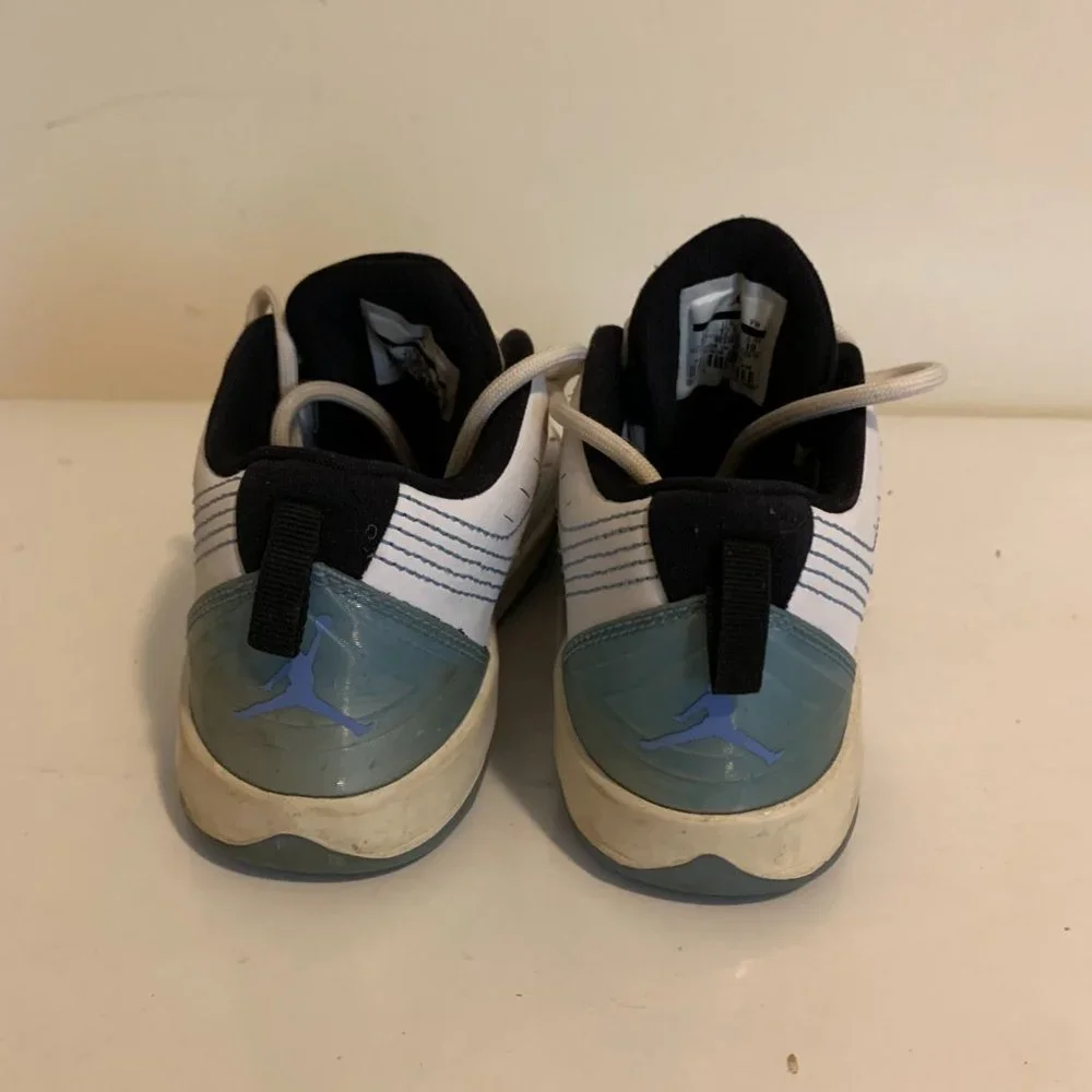 Nike Air Jordan Velocity High Top Sneakers - Picture 5 of 10